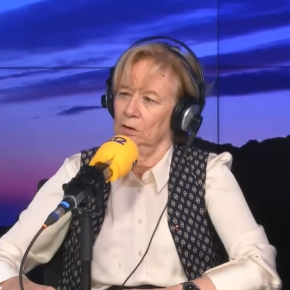 Pilar Cernuda recuerda la sorprendente llamada que permitió a COLPISA adelantar la implicación de Armada en el 23‑F: "Me asusté muchísimo"