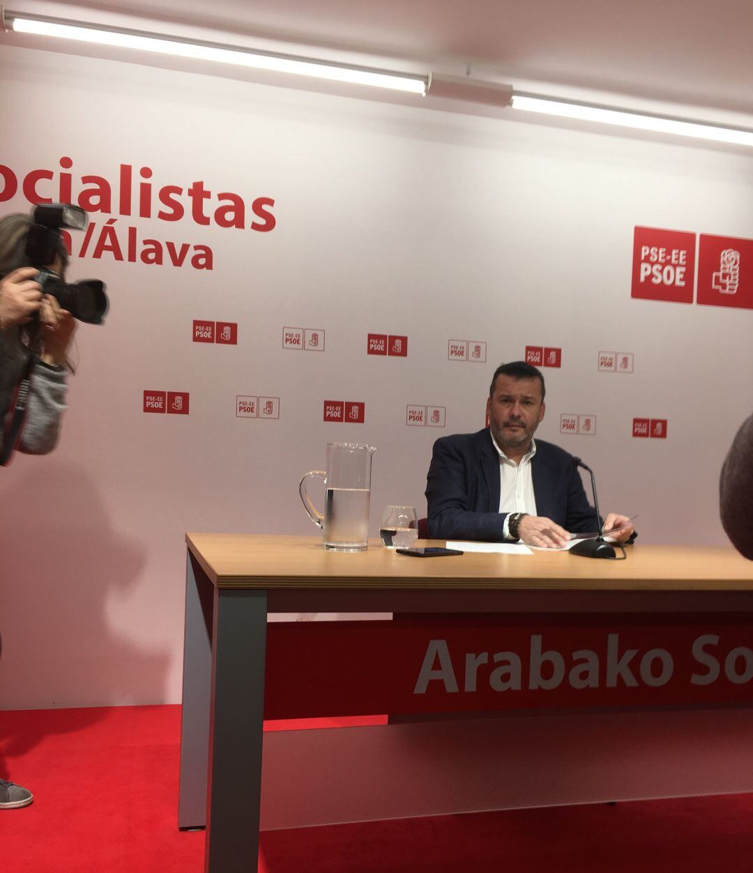  El socialista Javier Martínez dimite como alcalde de Iruña de Oka 