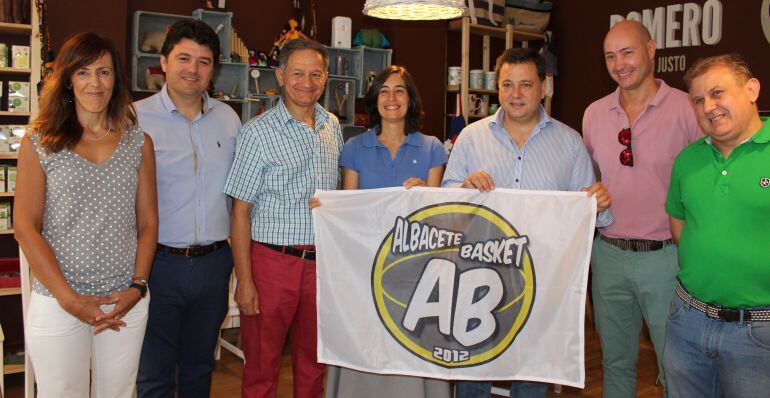 Presentación de esta Escuela de Basket en Brasil