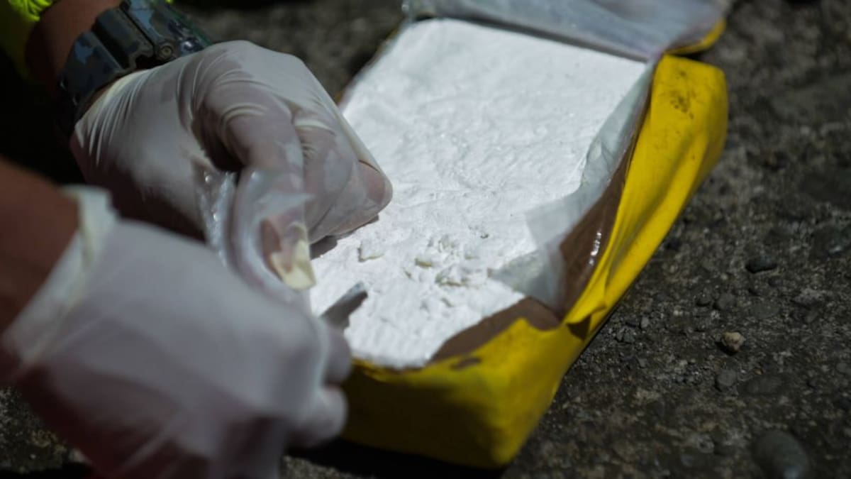 A prisión un soldado por intentar meter un kilo de cocaína en un avión militar