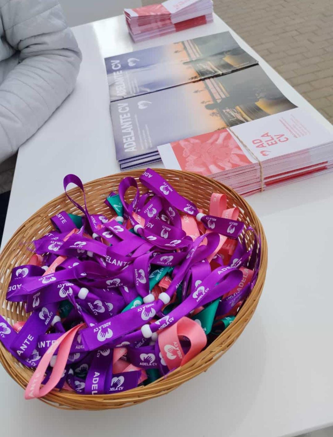 Polseres contra la ELA que es podran adquirir a El Clariano