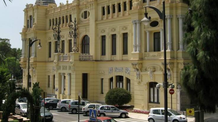 El ayuntamiento de Málaga ampliará la velocidad de la red Biznaga para acceder a internet en sus edificios públicos, cuando consiga el dinero de fondos europeos