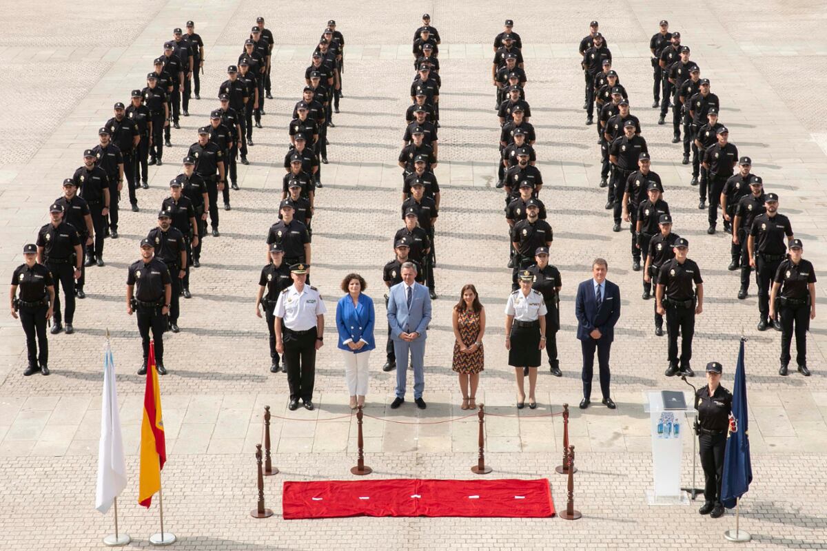 Presentación de policías en prácticas en A Coruña