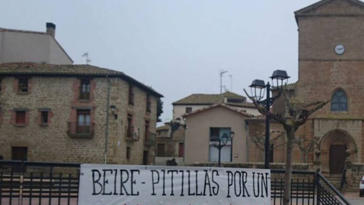 Las alcaldesas de Beire, Ainara González, y de Barásoain, Rita Roldán, hablan de su preocupación por falta de candidaturas para sus Ayuntamientos