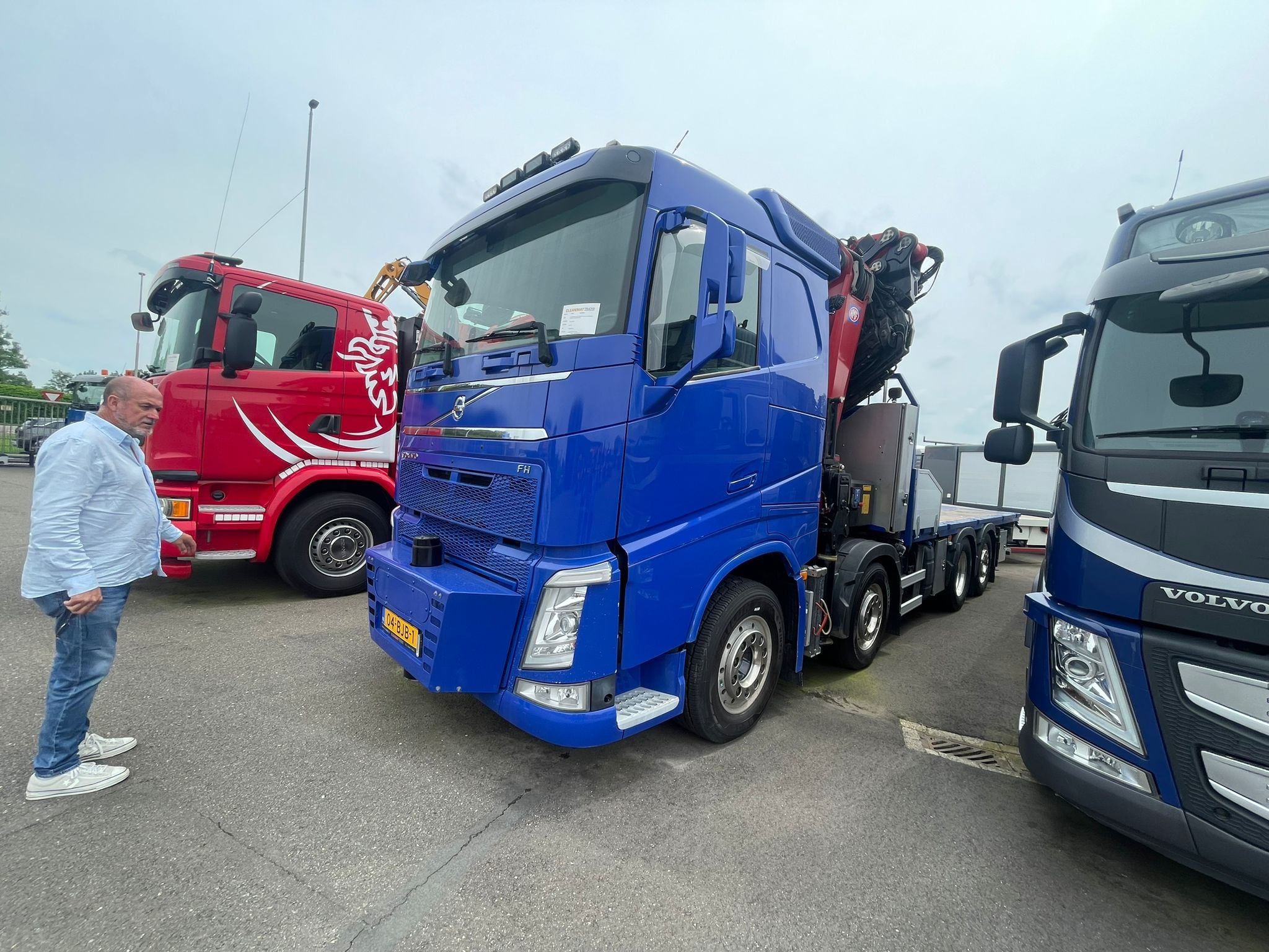 La concentración reconocerá a los  camioneros más longevos y mujeres pioneras en este transporte