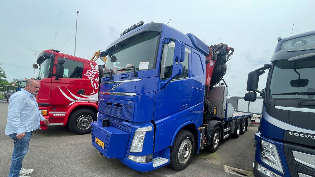 Patronal y sindicatos el Transporte acuerdan una subida salarial del 14% en 2026