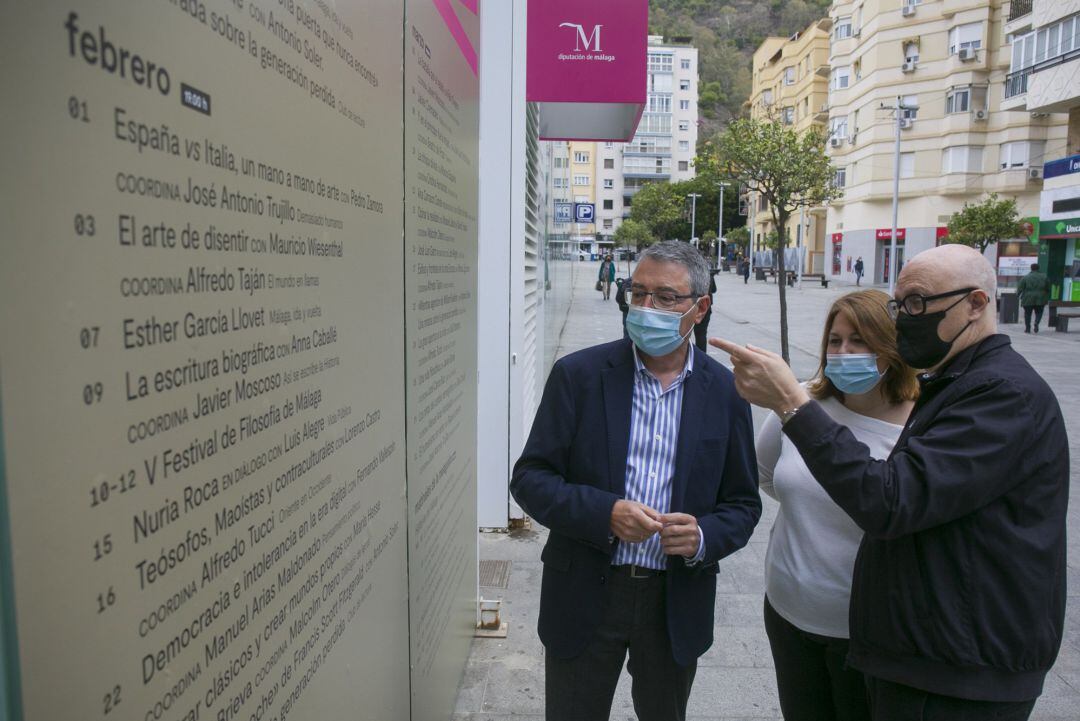 El Centro Cultural La Malagueta presenta la primera programación de 2022 con más de 30 invitados y 15 ciclos. En la imagen Francisco Salado, Natacha Rivas y Salomón Castiel