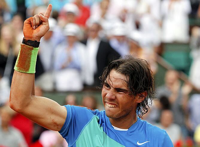 Rafa Nadal levanta el puño, en señal de victoria