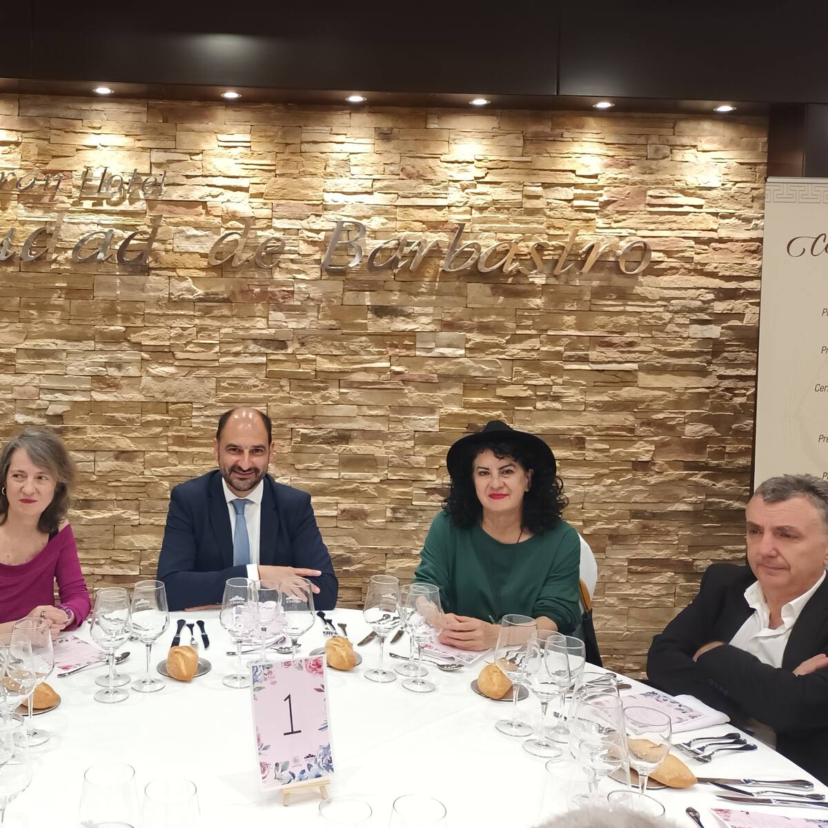 Menchu Gutiérrrez y Juan Vicente Piqueras ganan los premios literarios de Barbastro