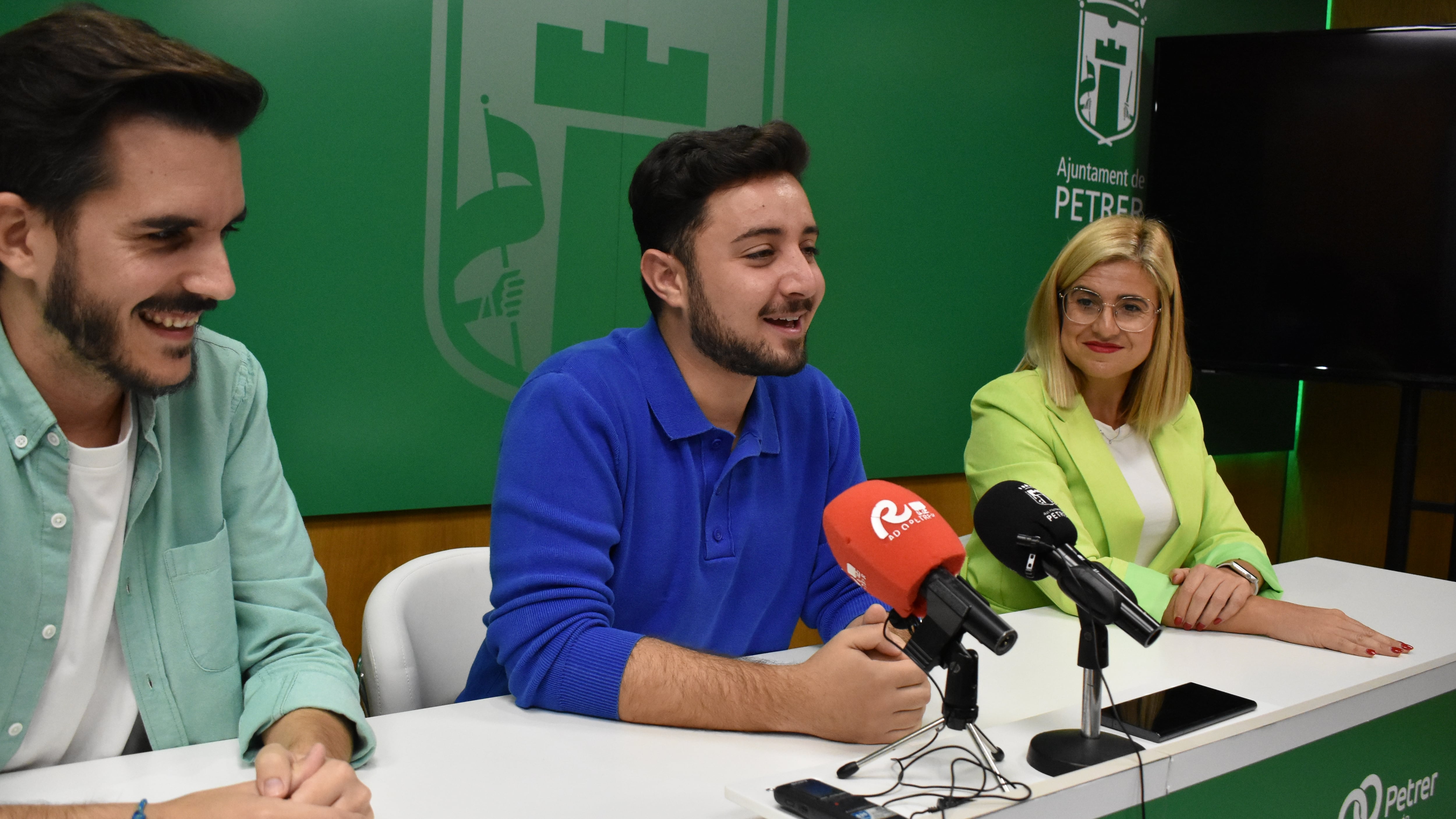 Alejandro Ruiz, pregonero de las Fiestas de la Santa Cruz