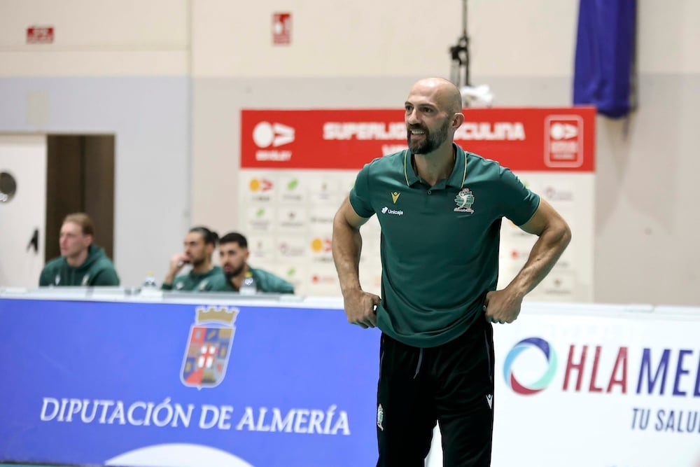 El técnico de Unicaja Costa de Almería.
