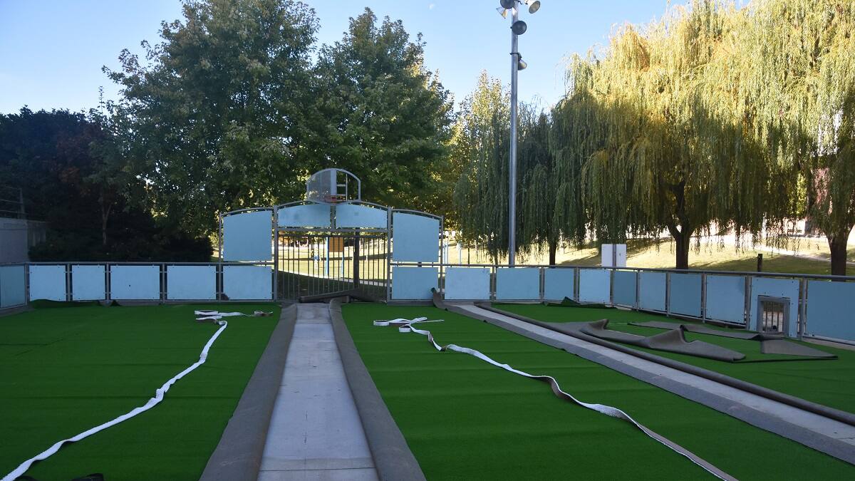 El Parque de la Mina en Barbastro estrena nueva pista multijuegos