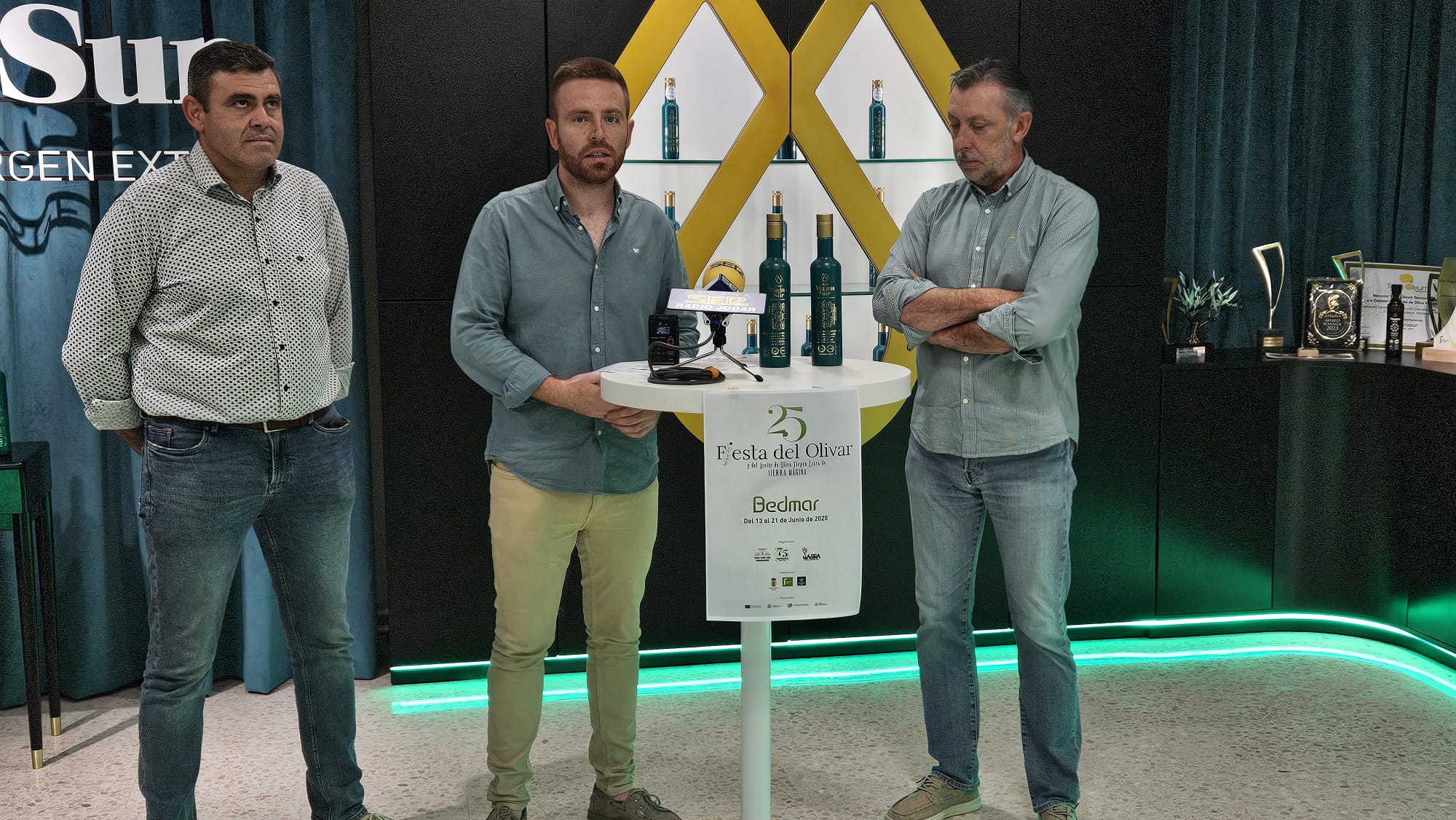 Intervención, en la presentación, del alcalde de Bedmar y Garcíez, Enrique Carreras