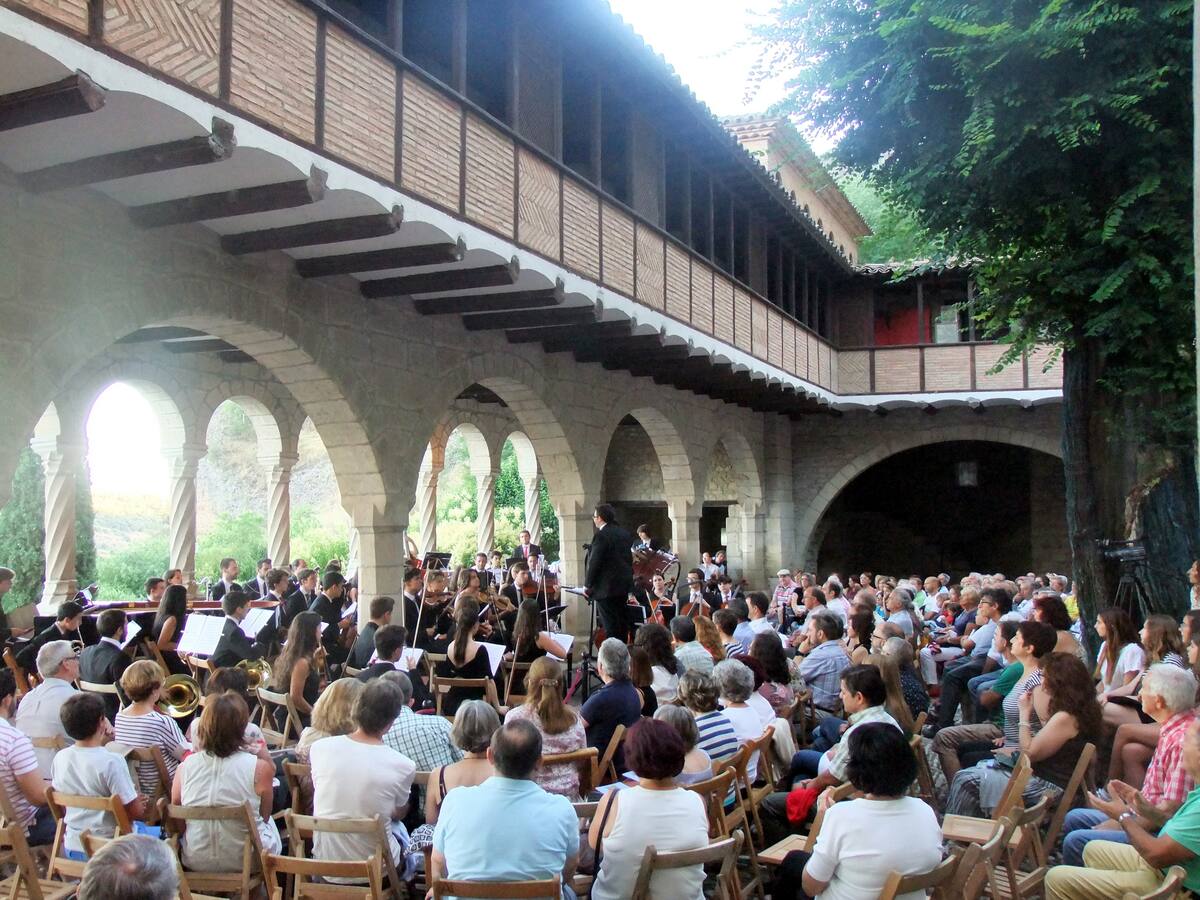 El coro Amici Musicae abre el XXIII Festival de la Ribagorza