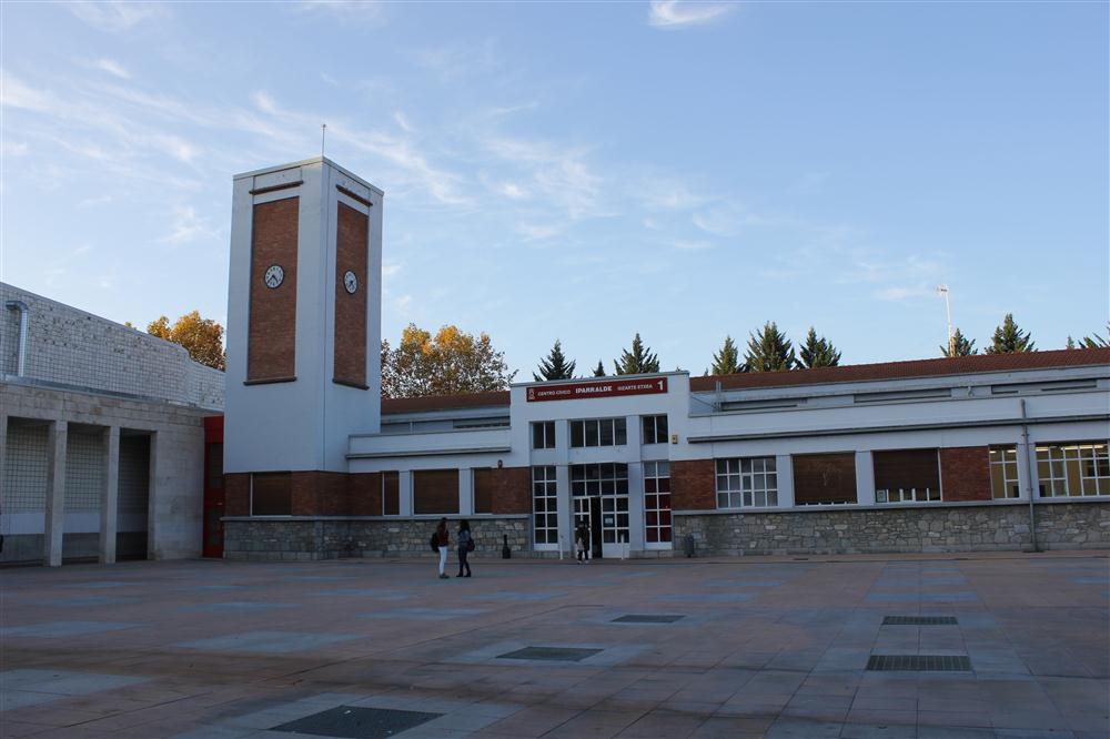 Centro cívico Iparralde