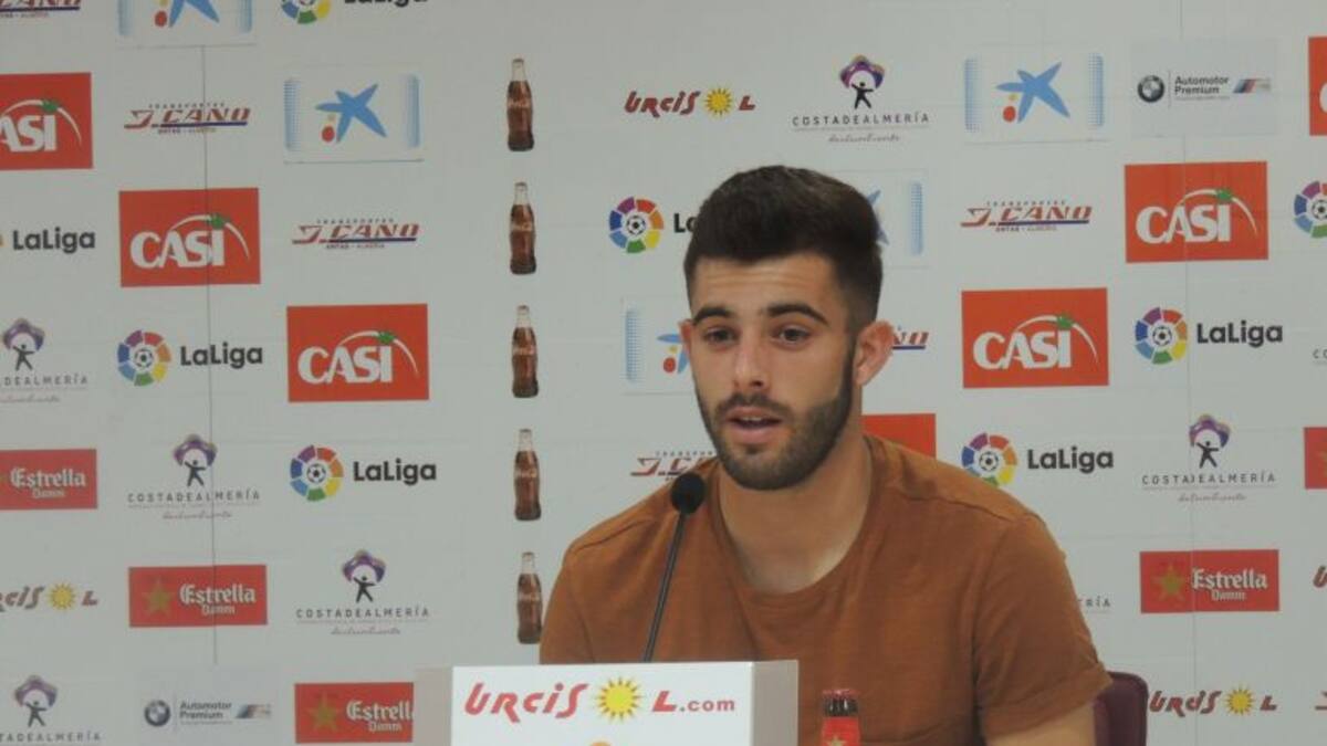 “Quiero que la afición disfrute de su Almería”
