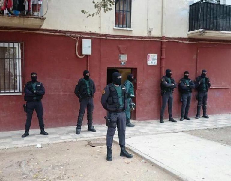 Parte de la macrooperación se desarrolló en el barrio de La Estrella