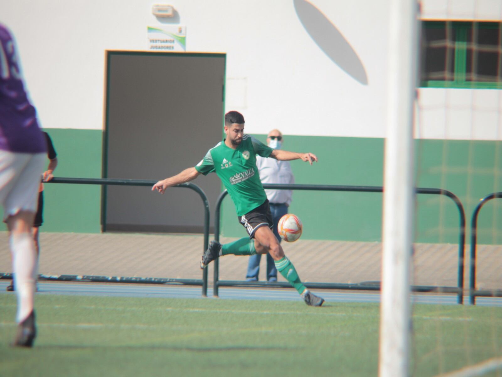 Tana durante un partido con el Unión Sur Yaiza.