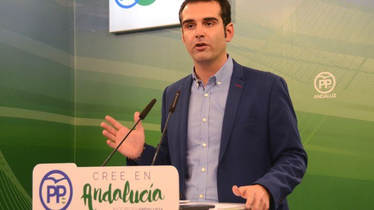 Ramón Fernández-Pacheco en un acto del PP andaluz.