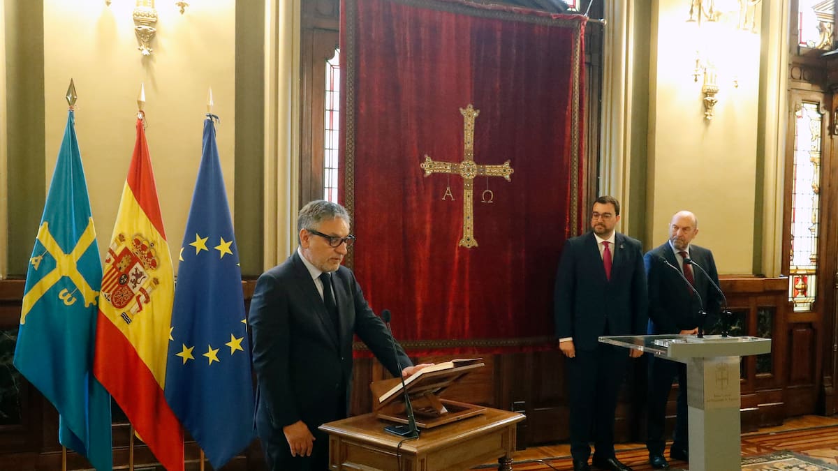 José Manuel Pérez Fernández asume la presidencia del Consejo de Transparencia del Principado