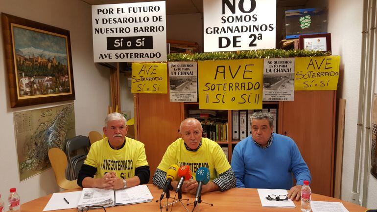 La Asociación de Vecinos de La Chana anuncia que retomarán las movilizaciones para que el AVE entre en trinchera por La Chana y garantizar el soterramiento futuro.