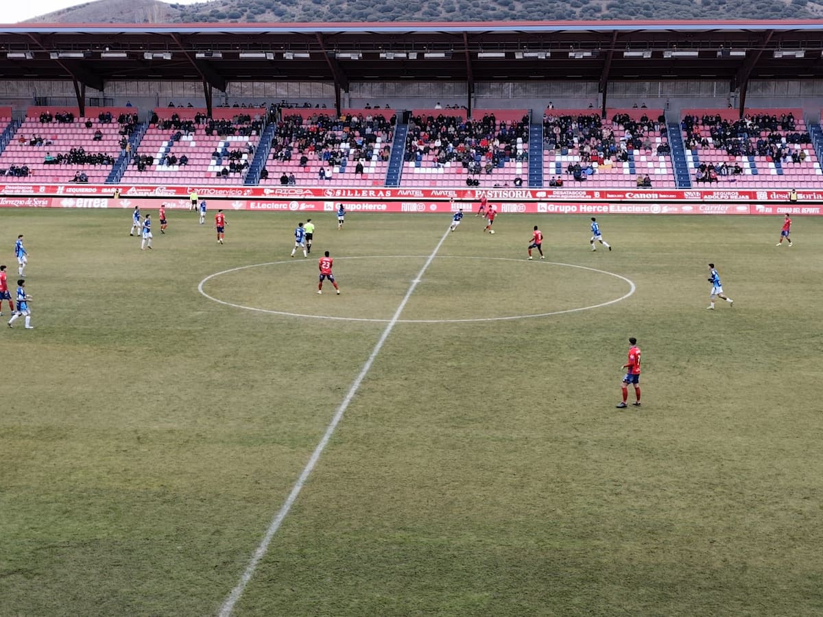 Rueda de prensa Ángel Rodríguez (Ent. Numancia) Post Bergantiños - El Numancia derrota al Bergantiños (2-1) y coge aire