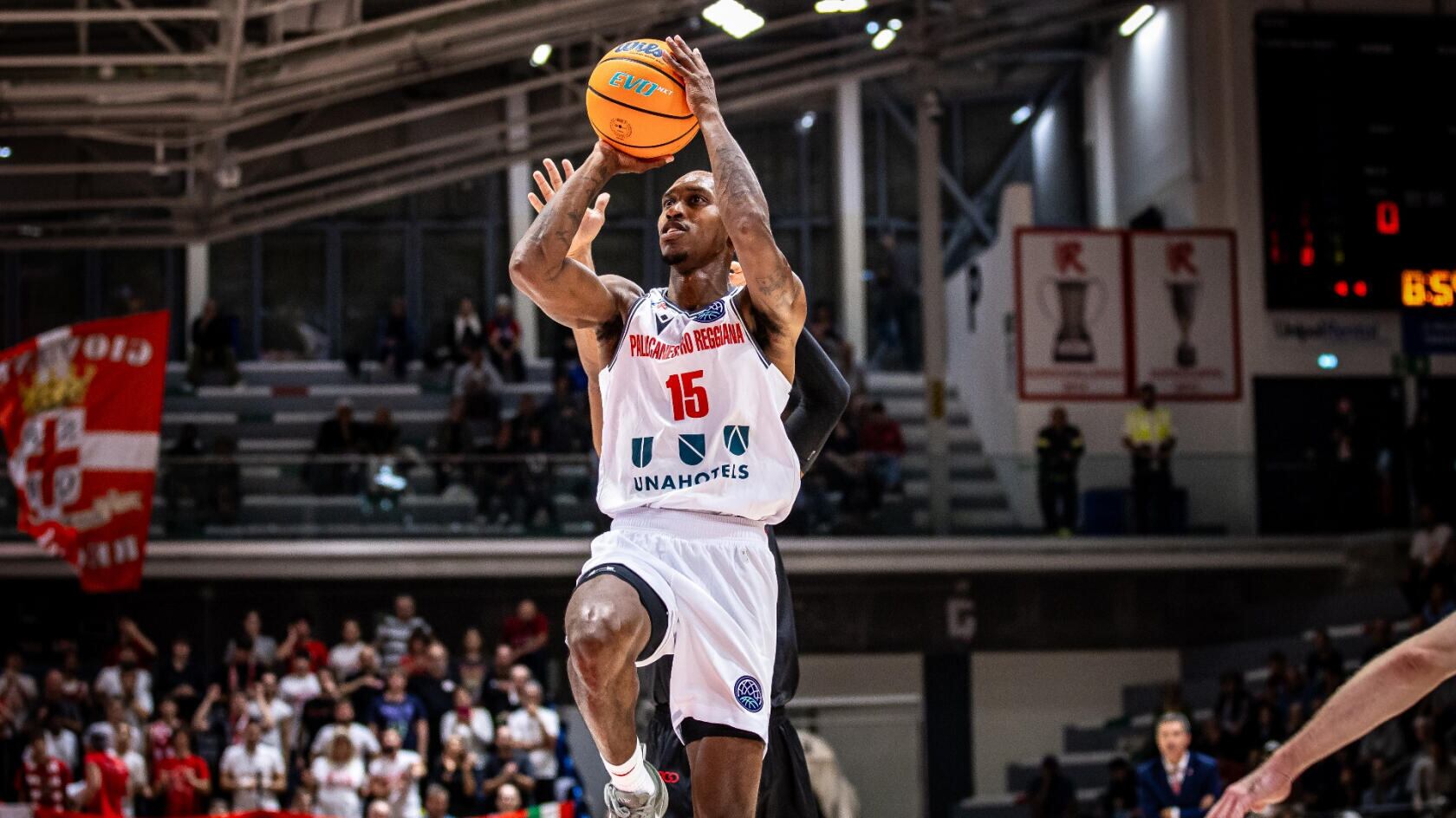 El ex jugador del Unicaja ahora en el Reggiana Jamar Smith