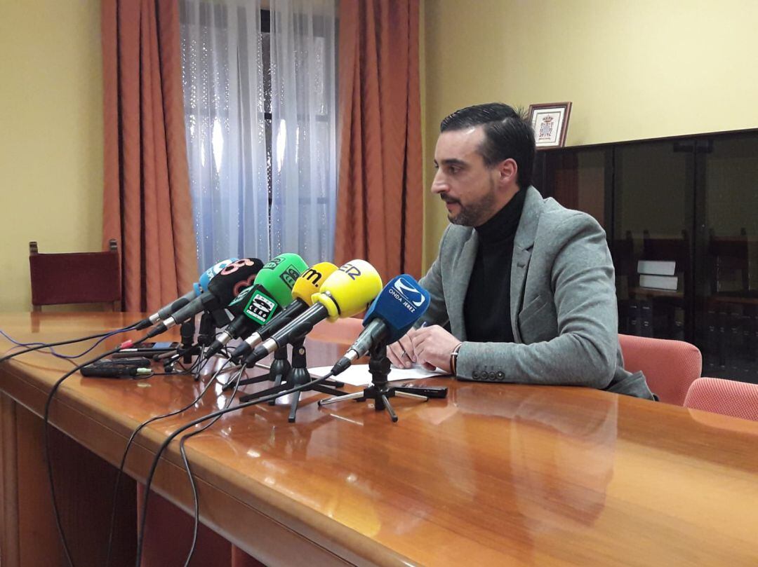José Antonio Díaz durante la rueda de prensa de este viernes en el Ayuntamiento de Jerez