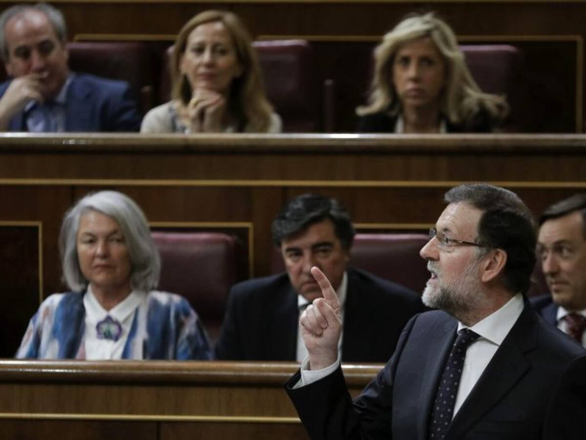 El 24M lleva al Gobierno a replantearse el rodillo y buscar consenso social