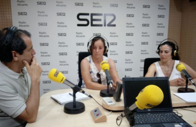 Nadia Serrano, bombera y Susana Pérez, medica del Servicio de Rescate del Consorcio Provincial de Bomberos de Alicante