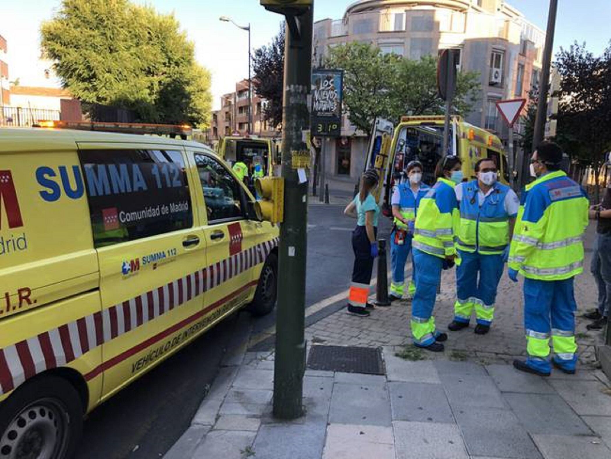 Los servicios de emergencia trataron durante 45 minutos de recuperar al joven tras recibir varias puñaladas. / Summa 112 (Imágenes de archivo).