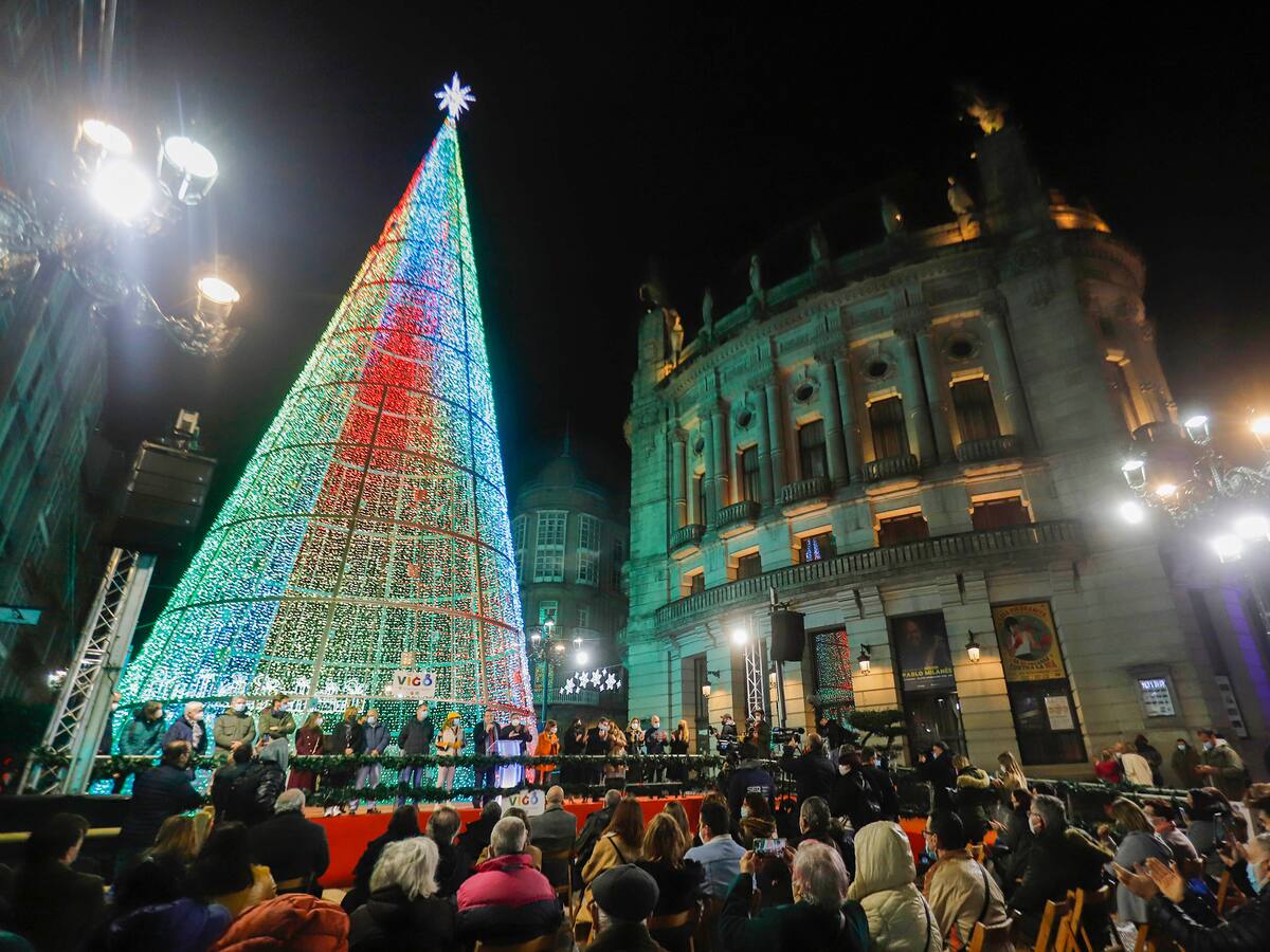 Las luces de Navidad del ahorro energético: ¿qué plantean los ayuntamientos?