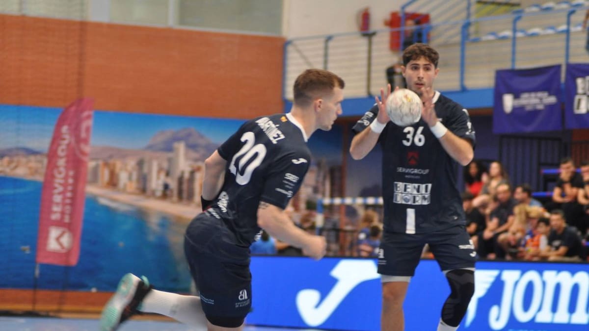 Servigroup Benidorm y Blendio Sinfín firman tablas en un duelo de gran igualdad