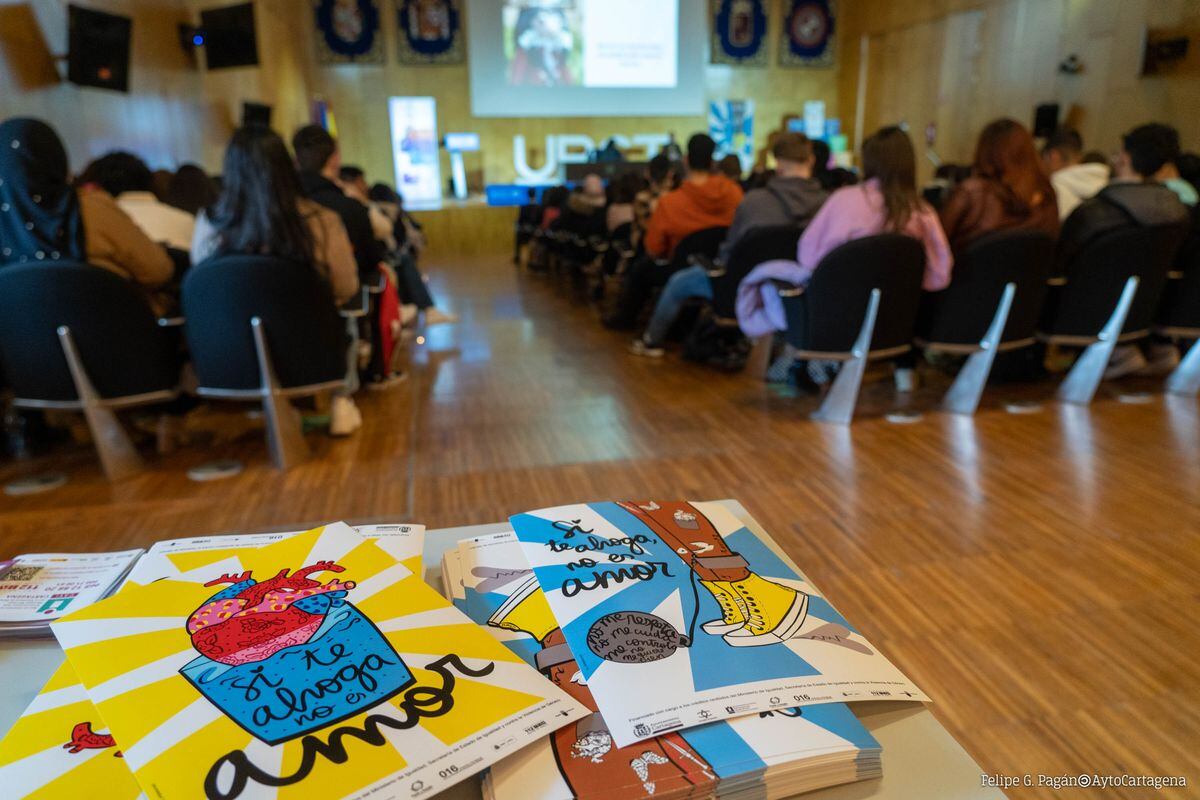 Presentación ‘QUERER en mayúsculas: Desmitificando amores tóxicos’