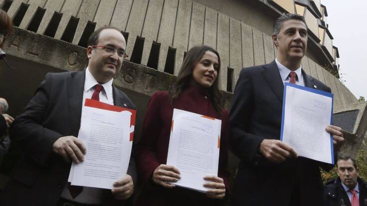 La firma de Àngels Barceló: Vergüenza