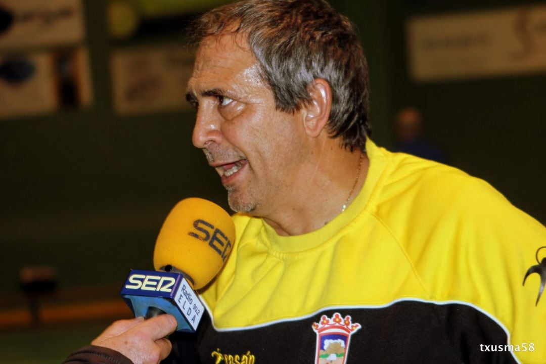 José Fco. Aldeguer seguirá al frente del primer equipo del Bm. Elda - C.E.E.