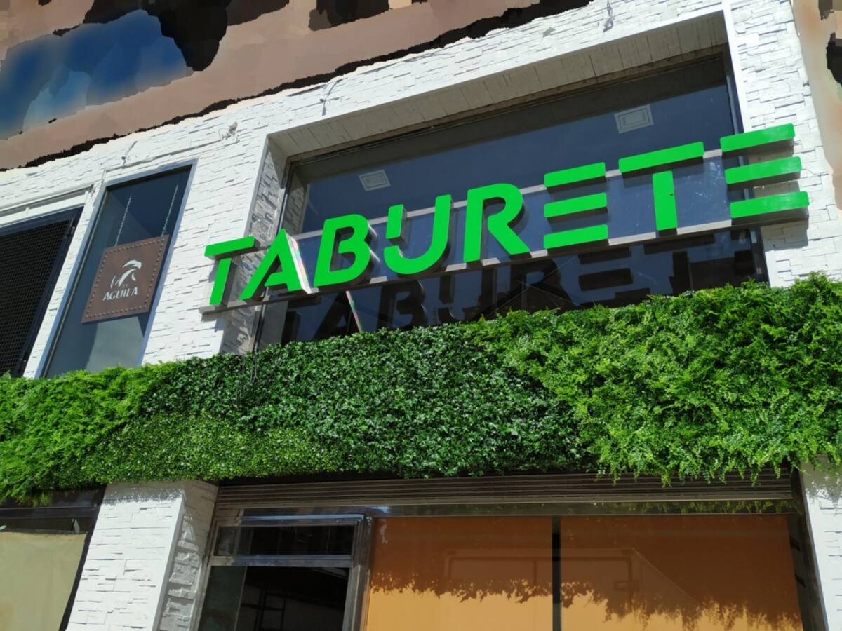 Fresco y urbano: así es el nuevo 'Bar Taburete' de Talavera