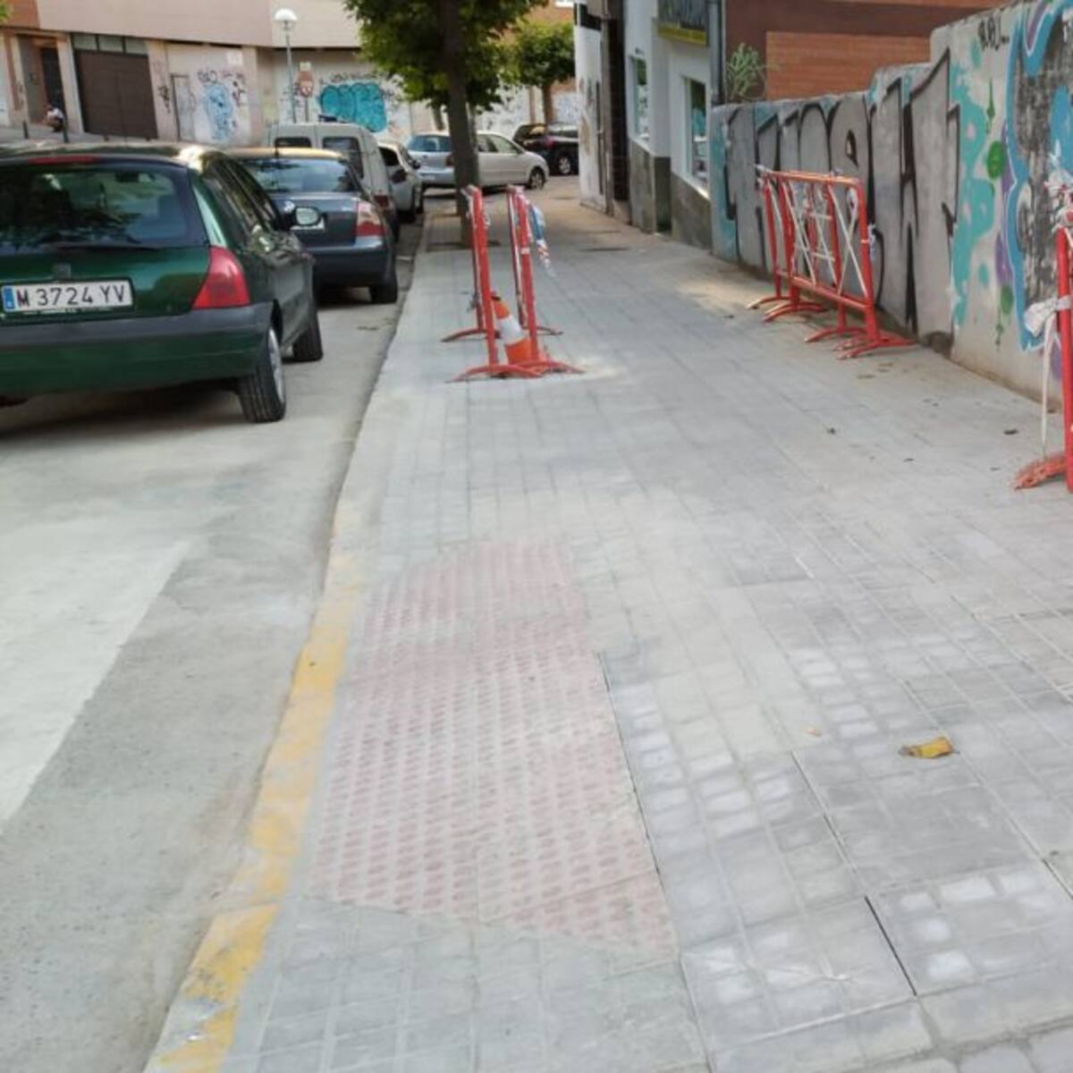 La calle Juan de Austria de Ponferrada vuelve a la normalidad