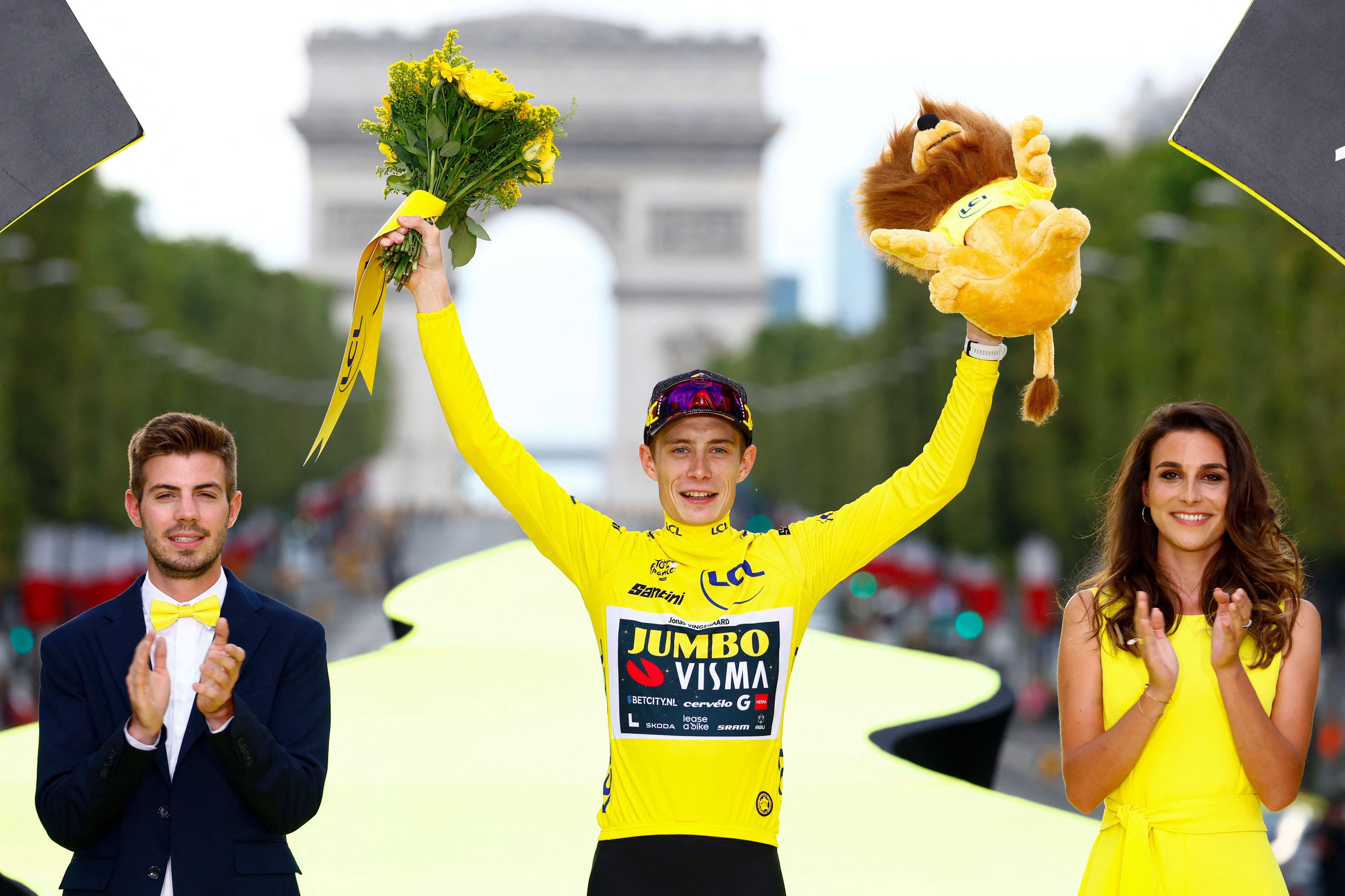 Vingegaard se proclama campeón del Tour de Francia 2023. (Photo by Etienne GARNIER / POOL / AFP) (Photo by ETIENNE GARNIER/POOL/AFP via Getty Images)