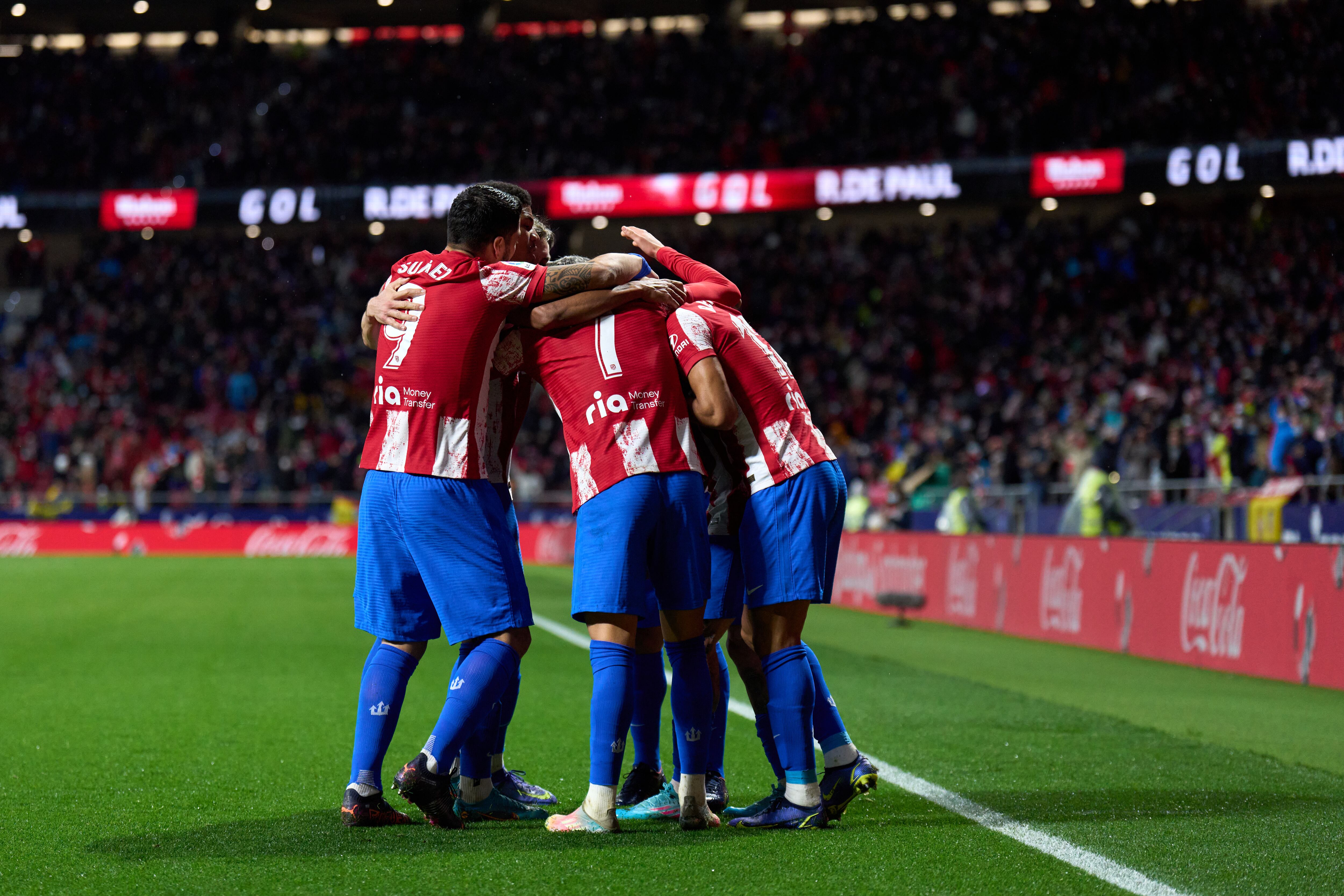 MADRID, SPAIN - MARCH 11: Rodrigo de Paul of Atletico de Madrid celebrates after scoring their team&#039;s second goal during the LaLiga Santander match between Club Atletico de Madrid and Cadiz CF at Estadio Wanda Metropolitano on March 11, 2022 in Madrid, Spain. (Photo by Angel Martinez/Getty Images)