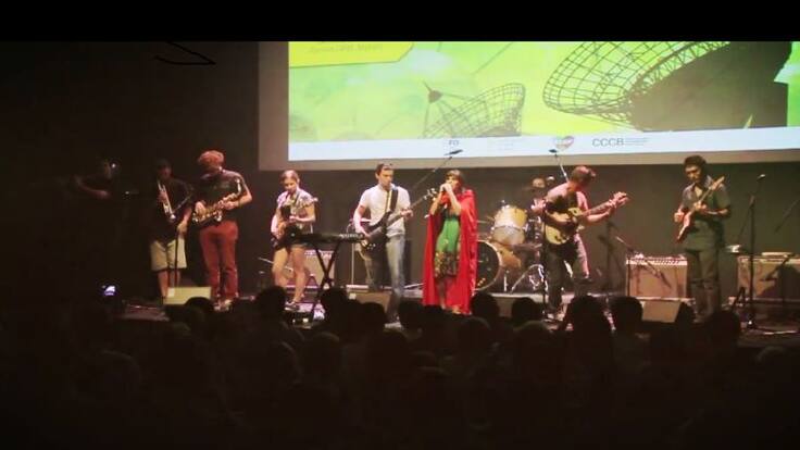 REPORTATGE FOTONICA, LITERATURA I MUSICA