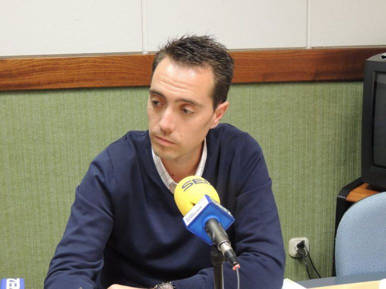 El Alcalde, Luciano Huerga, en los estudios de Radio Benavente