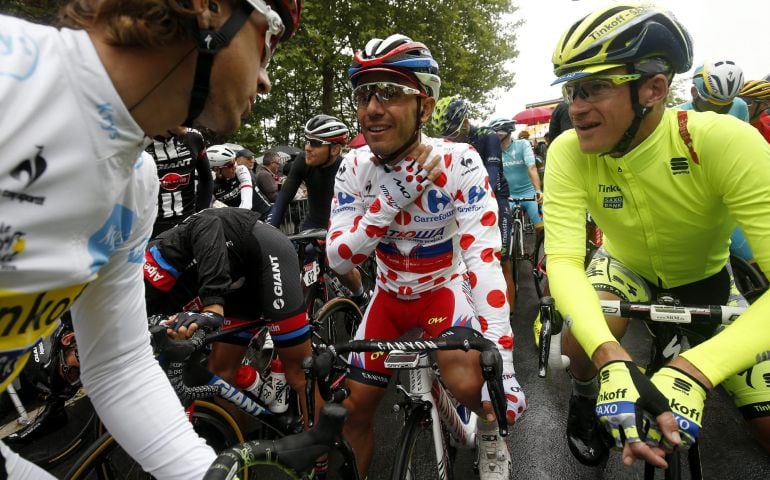 Purito Rodriguez antes del inicio de la quinta etapa del Tour de Francia.