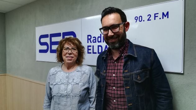 La edil de Mercados, María Luisa Sánchez, y el cocinero José Luis Vicent