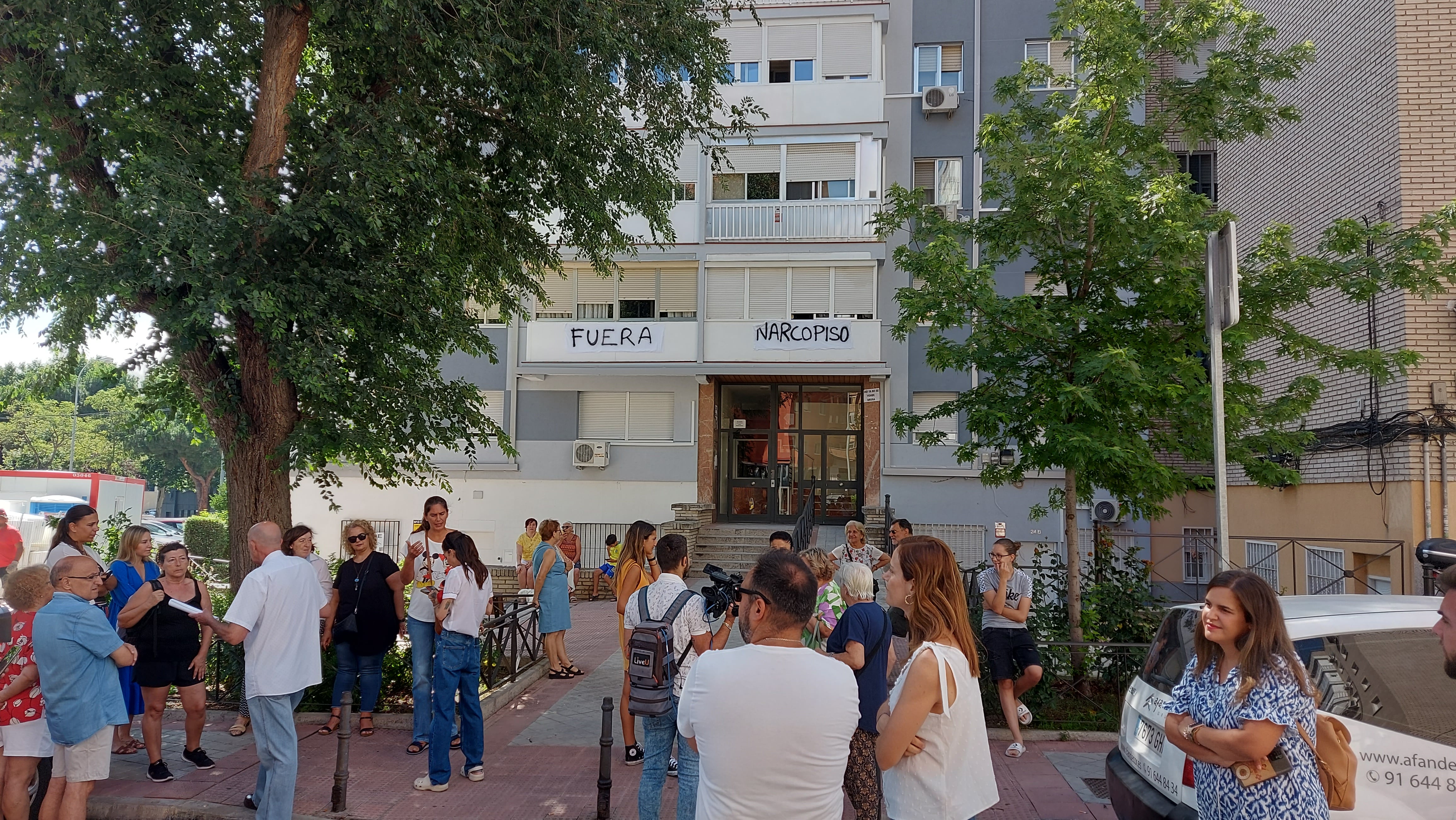 Exterior del bloque de viviendas, este jueves por la mañana