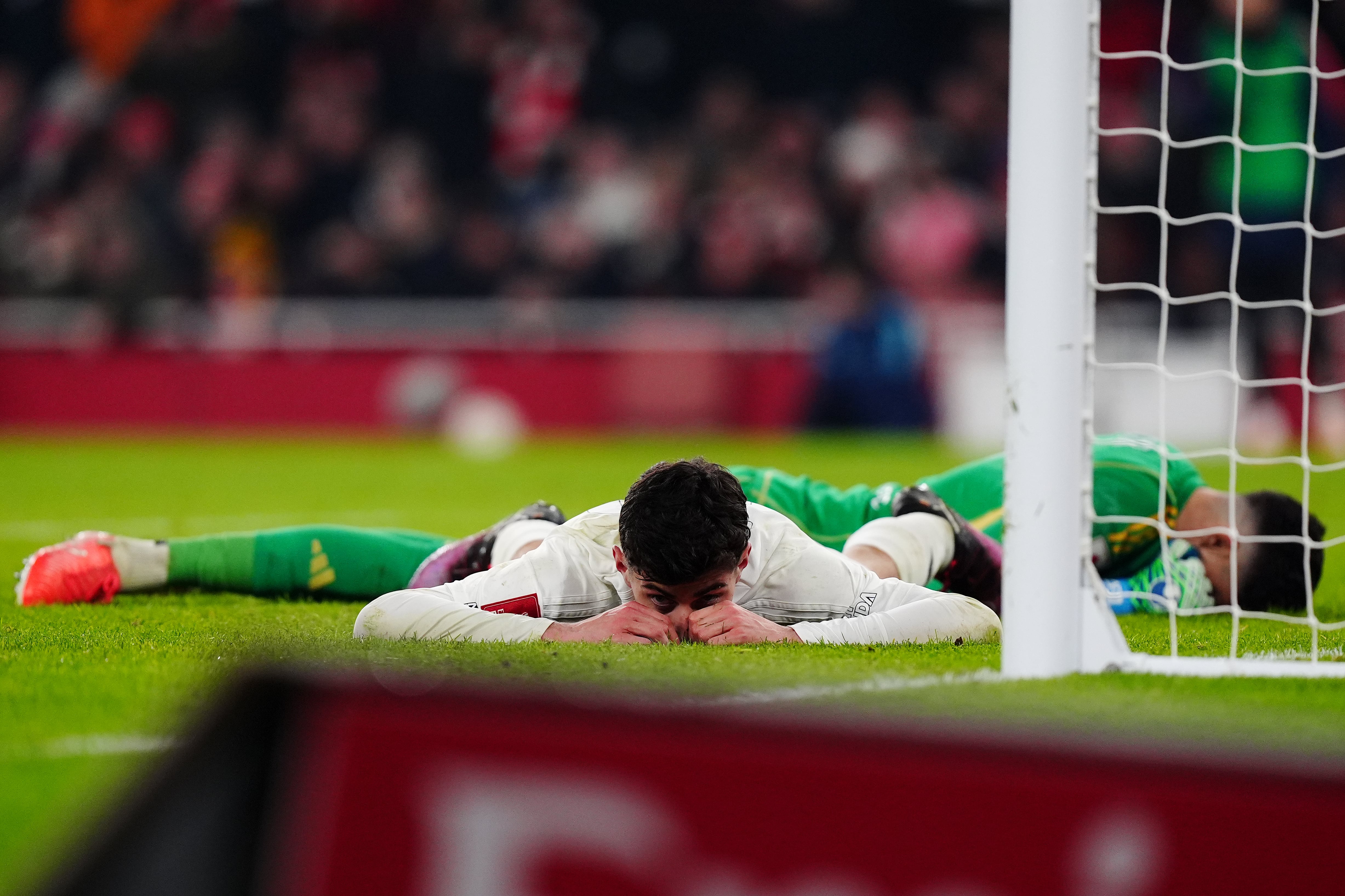 Kai Havertz se lamenta de una oportunidad perdida en el partido de FA Cup entre Manchester United y Arsenal