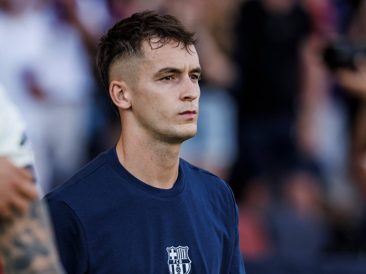 Marc Casadó: "Mi intención siempre fue demostrarle a Hansi Flick que podía ser un jugador válido para el primer equipo"