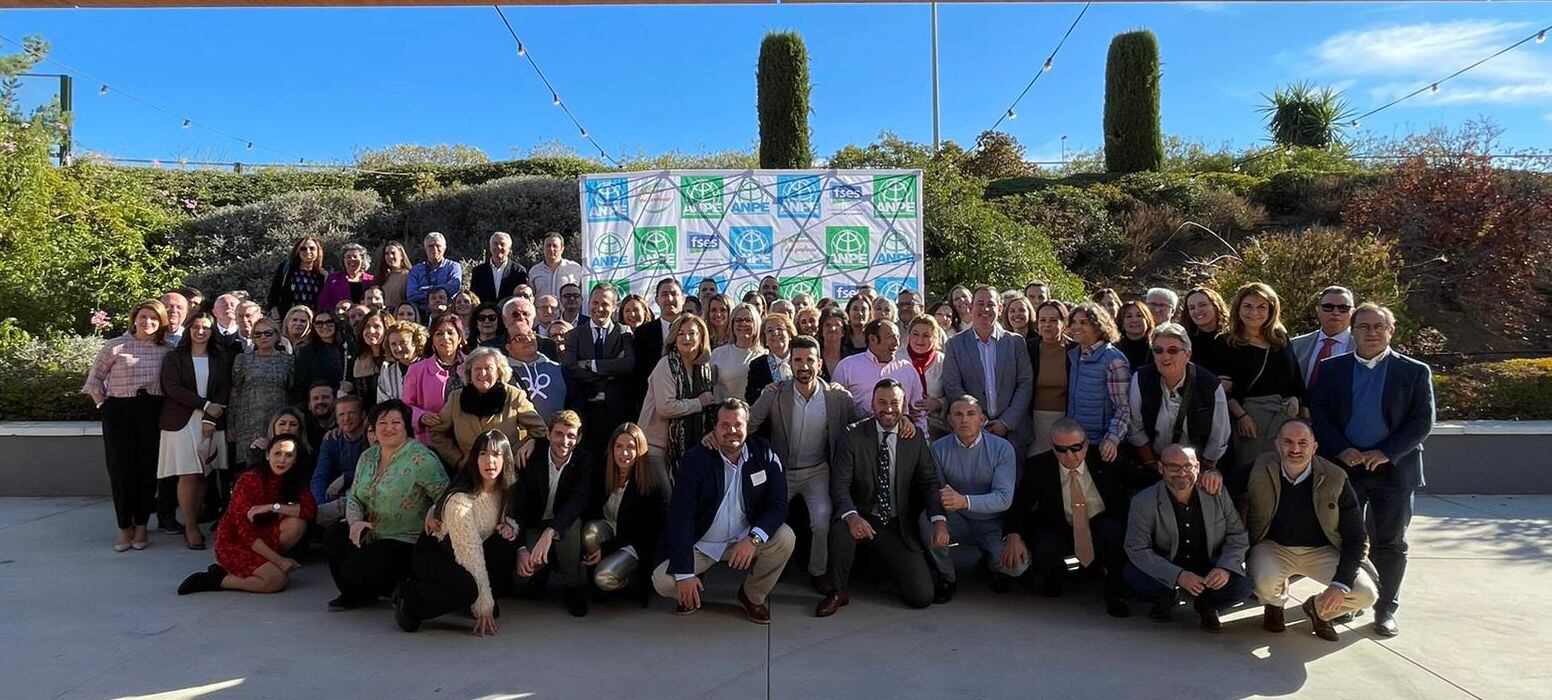 Foto de familia de los asistentes a la reunión del Consejo Sindical Provincial de ANPE Jaén.