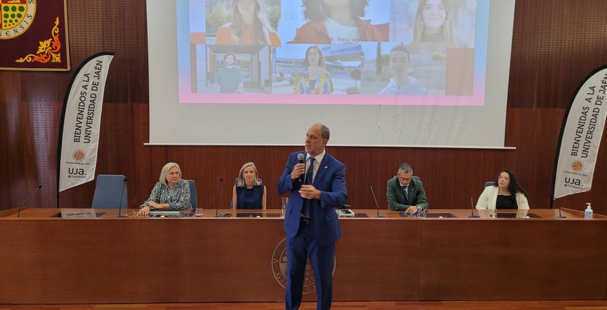 Nicolás Ruiz, Rector de la Universidad de Jaén.