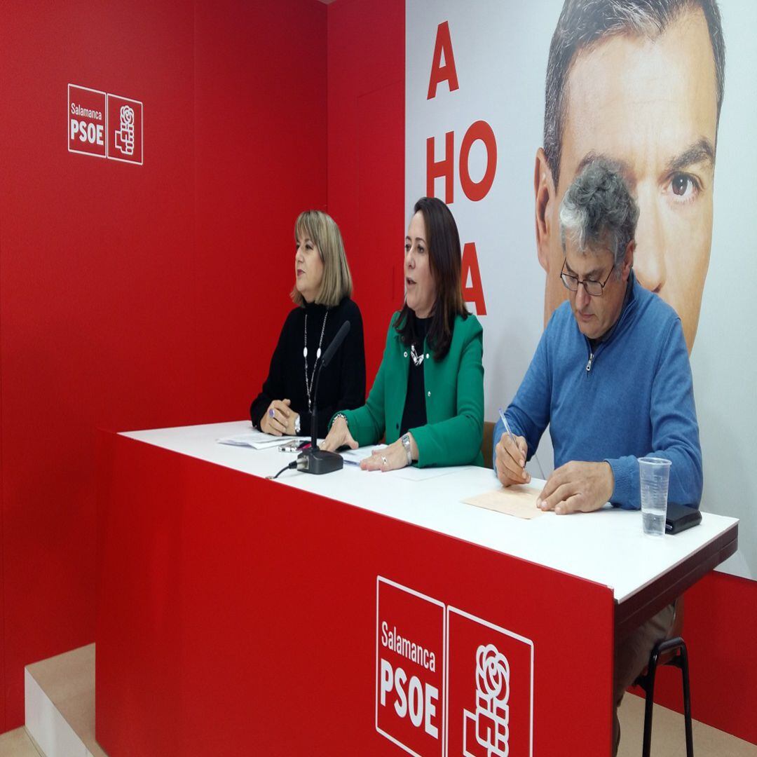 María García, Rosa Rubio y Fernando Rubio, en la rueda de prensa sobre la reforma sanitaria rural que plantea la Junta de Castilla y León